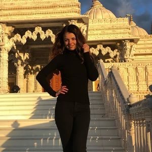 Meet your Posher, Marieta